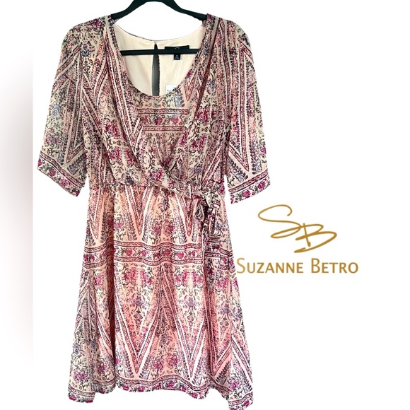 ✨NWT✨ Suzanne Betro Floral Boho Lined Dress with Front Accent Tie Size M - Picture 1 of 14